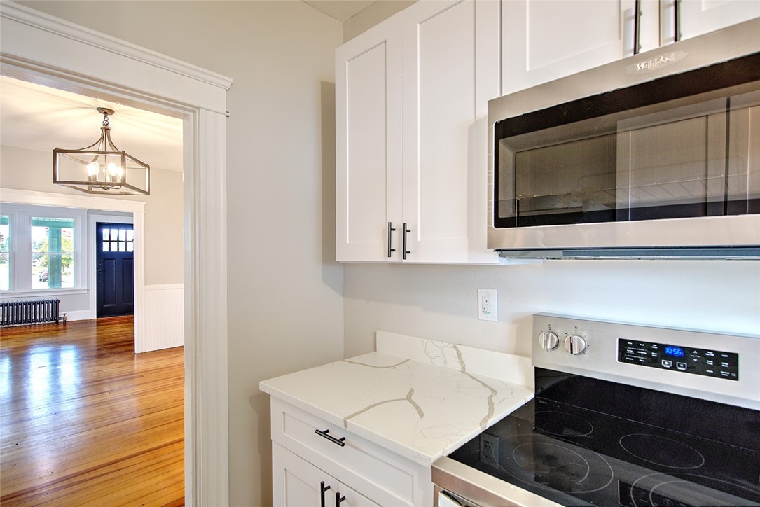 126 Windsor Road Pawtucket, RI 02861 - Photo 13 of 21