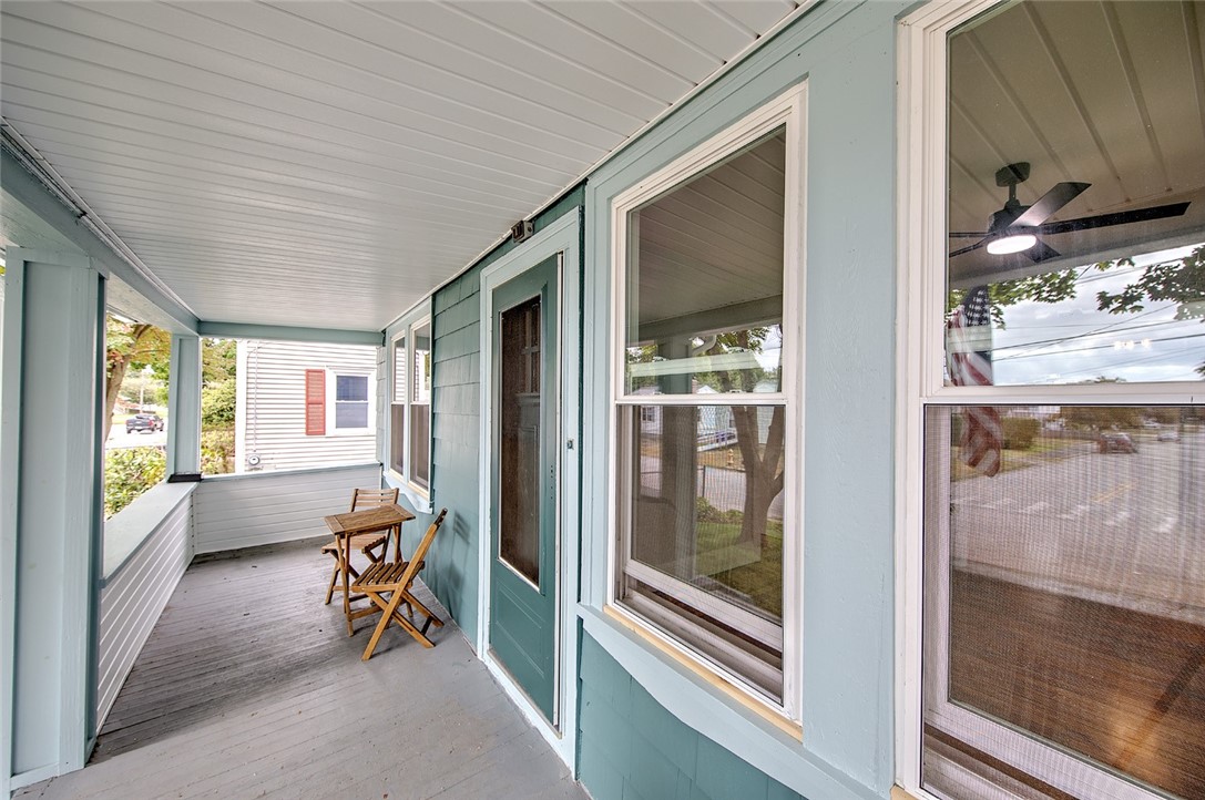 126 Windsor Road Pawtucket, RI 02861 - Photo 5 of 21