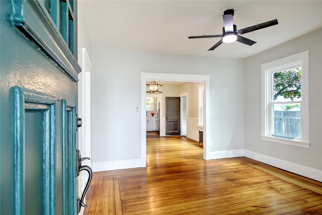 126 Windsor Road Pawtucket, RI 02861 - Photo 6 of 21