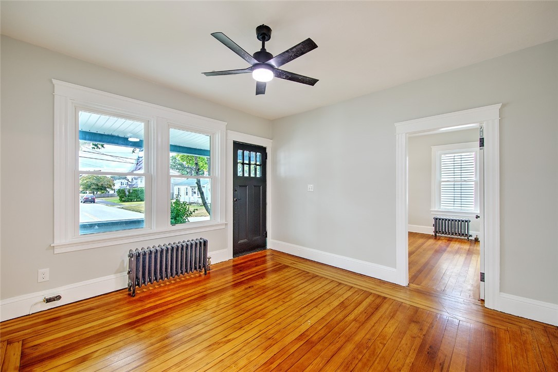 126 Windsor Road Pawtucket, RI 02861 - Photo 7 of 21