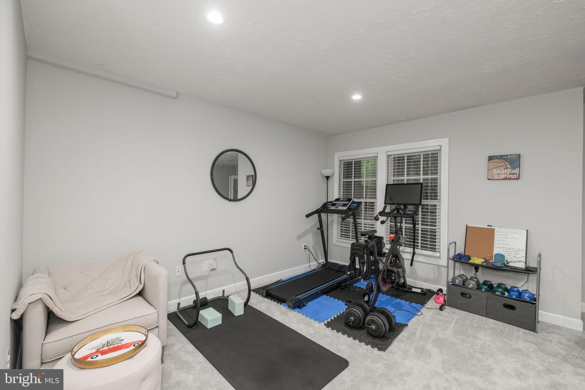 6337 Simmer Circle Springfield, VA 22150 - Photo 24 of 50 a view of a room with gym equipment