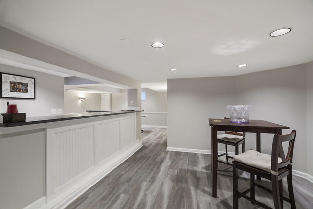 3111 Turnberry Road St. Charles, IL 60174 - Photo 25 of 34 a kitchen with a table and chairs in it