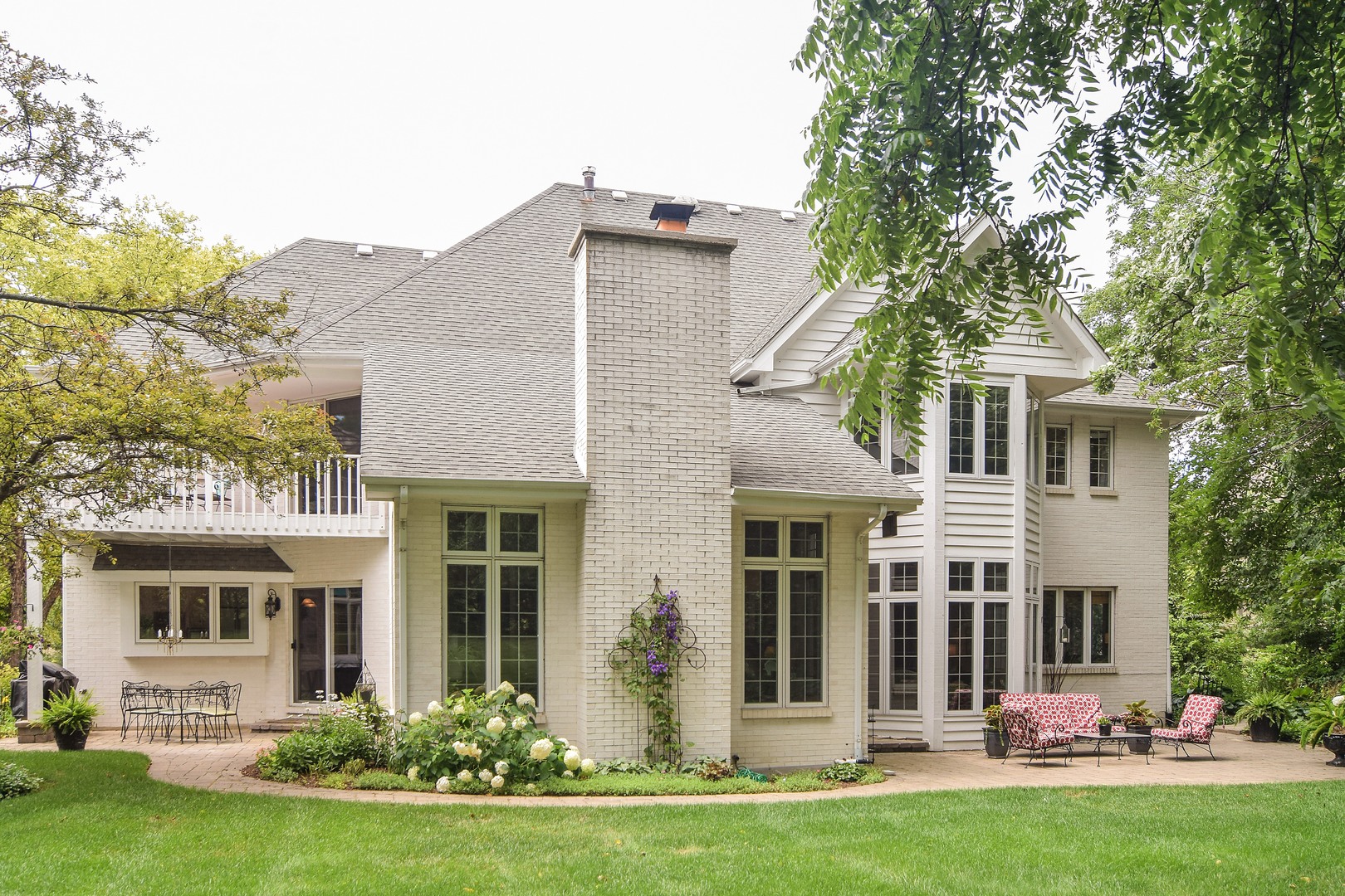 3111 Turnberry Road St. Charles, IL 60174 - Photo 27 of 34 front view of house with a yard