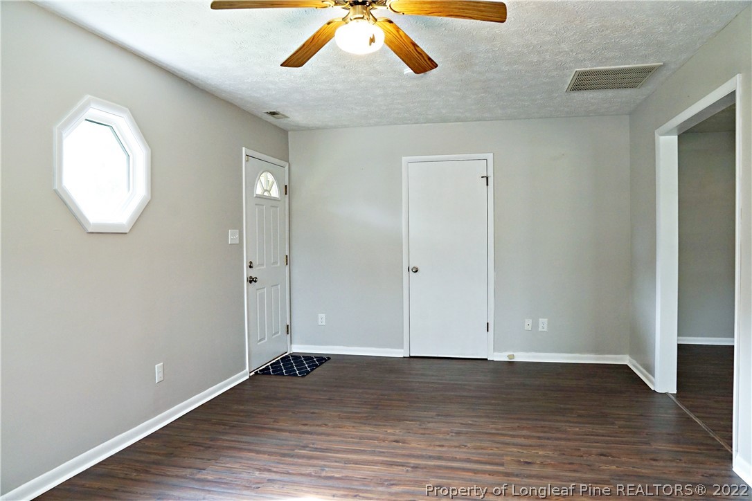 5919 Spinner Road Hope Mills, NC 28348 - Photo 33 of 34 Gallery Image 33