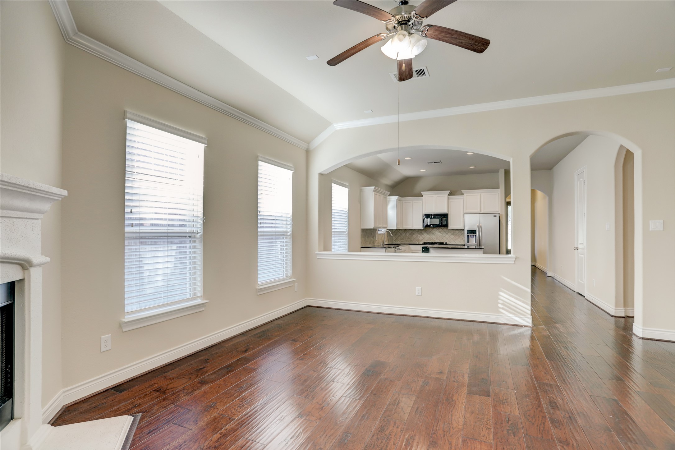 606 Sabinal Street Webster, TX 77598 - Photo 11 of 26