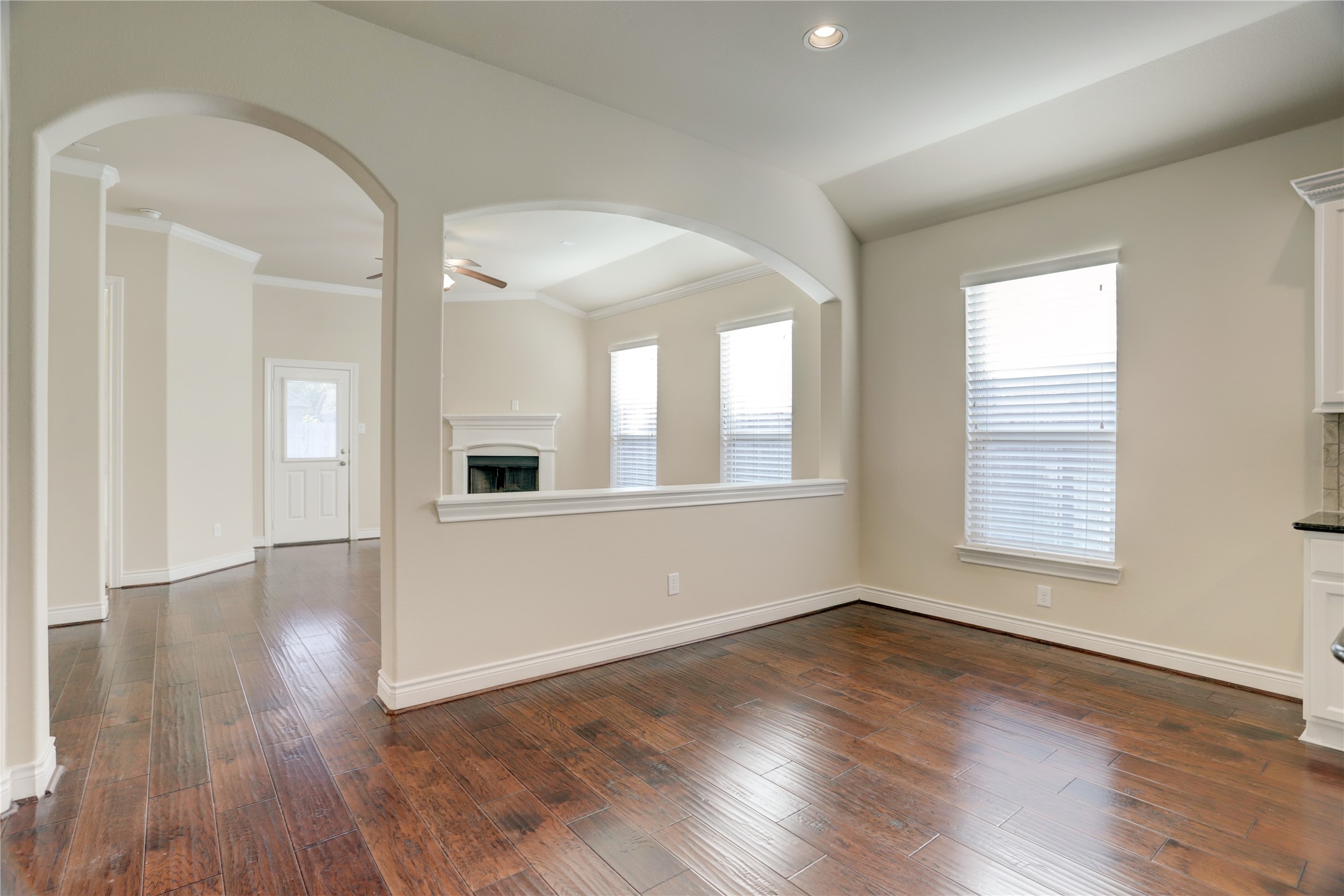 606 Sabinal Street Webster, TX 77598 - Photo 12 of 26