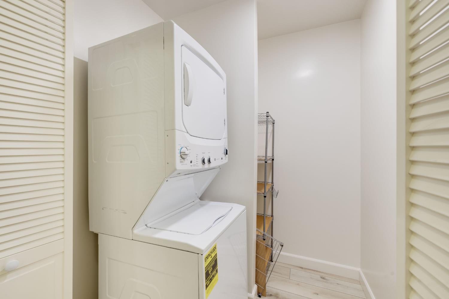 7118 Murdock Way Carmichael, CA 95608 - Photo 15 of 31 Indoor laundry room/closet area located off hallway near bedrooms.