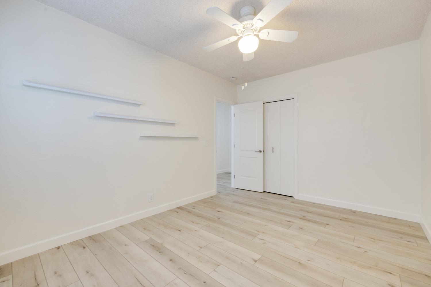 7118 Murdock Way Carmichael, CA 95608 - Photo 17 of 31 Bedroom #1