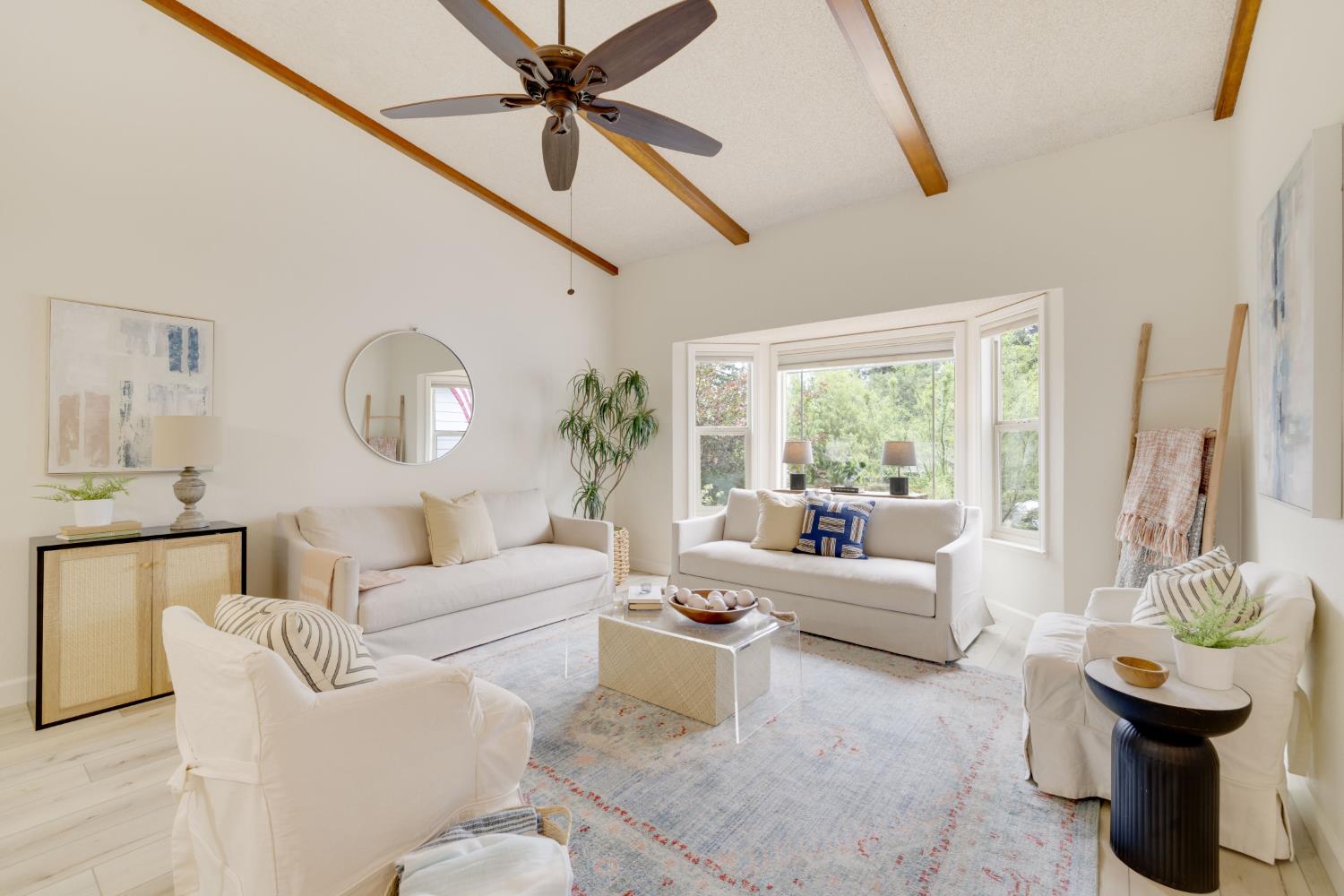 7118 Murdock Way Carmichael, CA 95608 - Photo 4 of 31