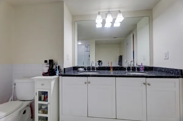 $775,000 | 700 Grove Street, Unit 3Q, Jersey City, NJ 07310