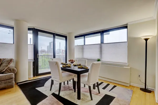 $775,000 | 700 Grove Street, Unit 3Q, Jersey City, NJ 07310