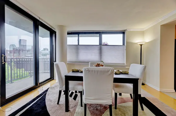 $775,000 | 700 Grove Street, Unit 3Q, Jersey City, NJ 07310