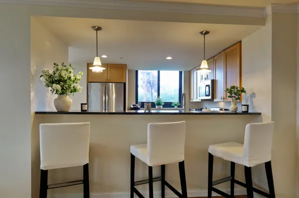 $775,000 | 700 Grove Street, Unit 3Q, Jersey City, NJ 07310