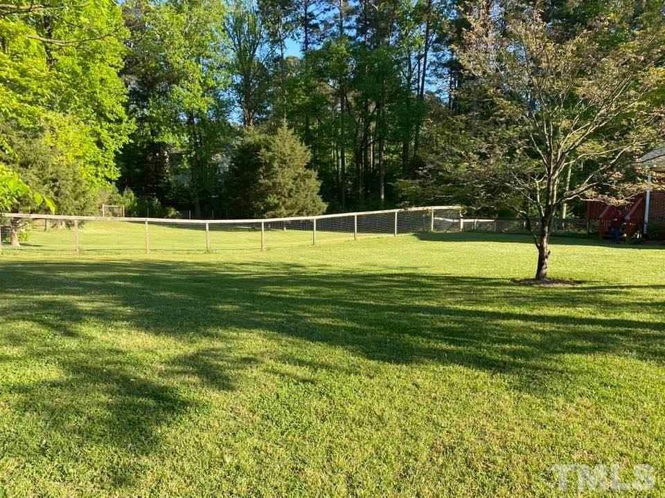 Welcome home to this quiet country retreat, just minutes to everything! Half an acre fenced, one acre cleared & another half wooded . Big road frontage! Add on, build new, so many options with this adorable well cared for home!