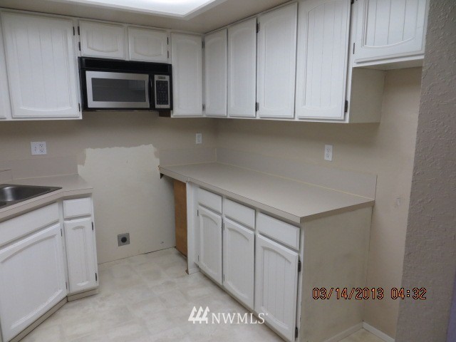 2607 Northeast 4th Street, Unit 238 Renton, WA 98056 - Photo 6 of 6 Gallery Image 6