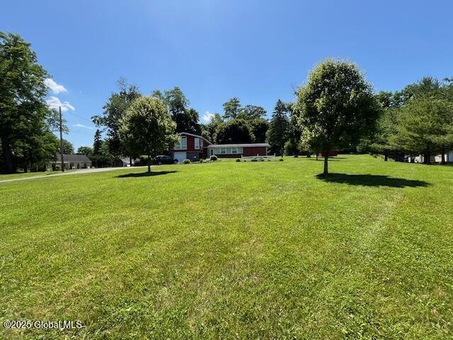 76 Putnam Road Rotterdam, NY 12306 - Photo 9 of 61 IMG_9041