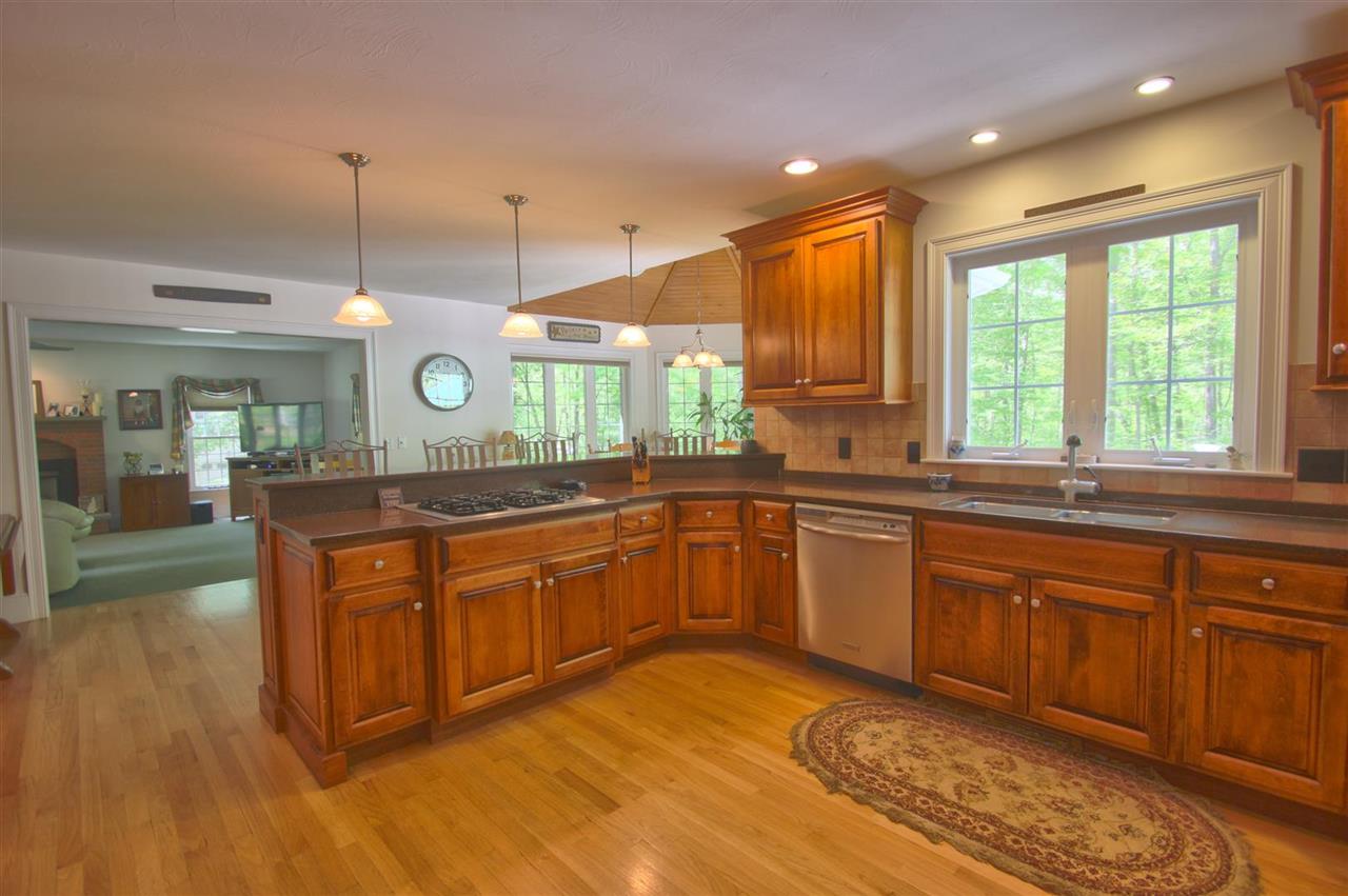 6 Moccasin Path Atkinson, NH 03811 - Photo 8 of 25
