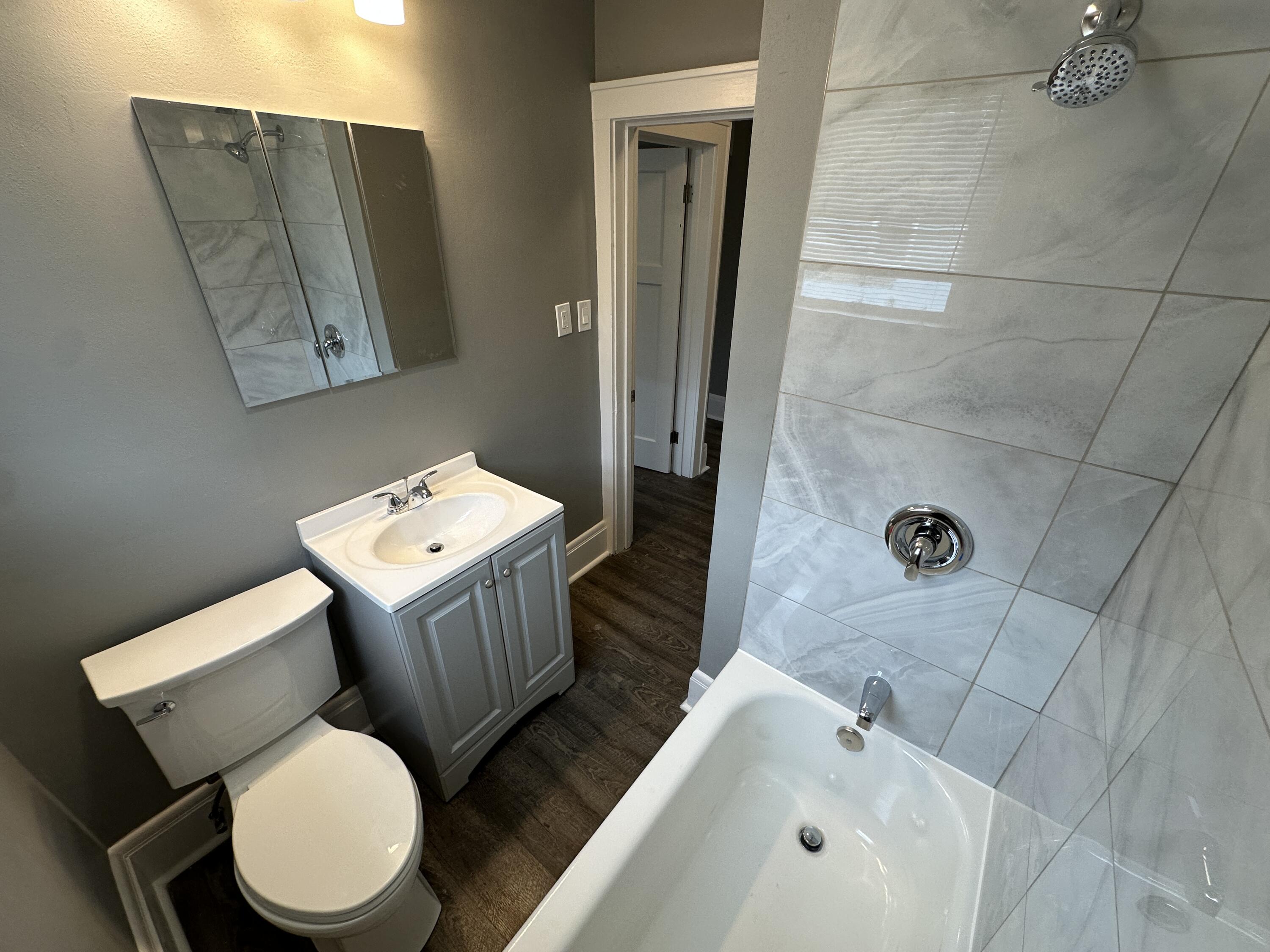 3715 North 22nd Street Milwaukee, WI 53206 - Photo 18 of 26 IMG_3222 2