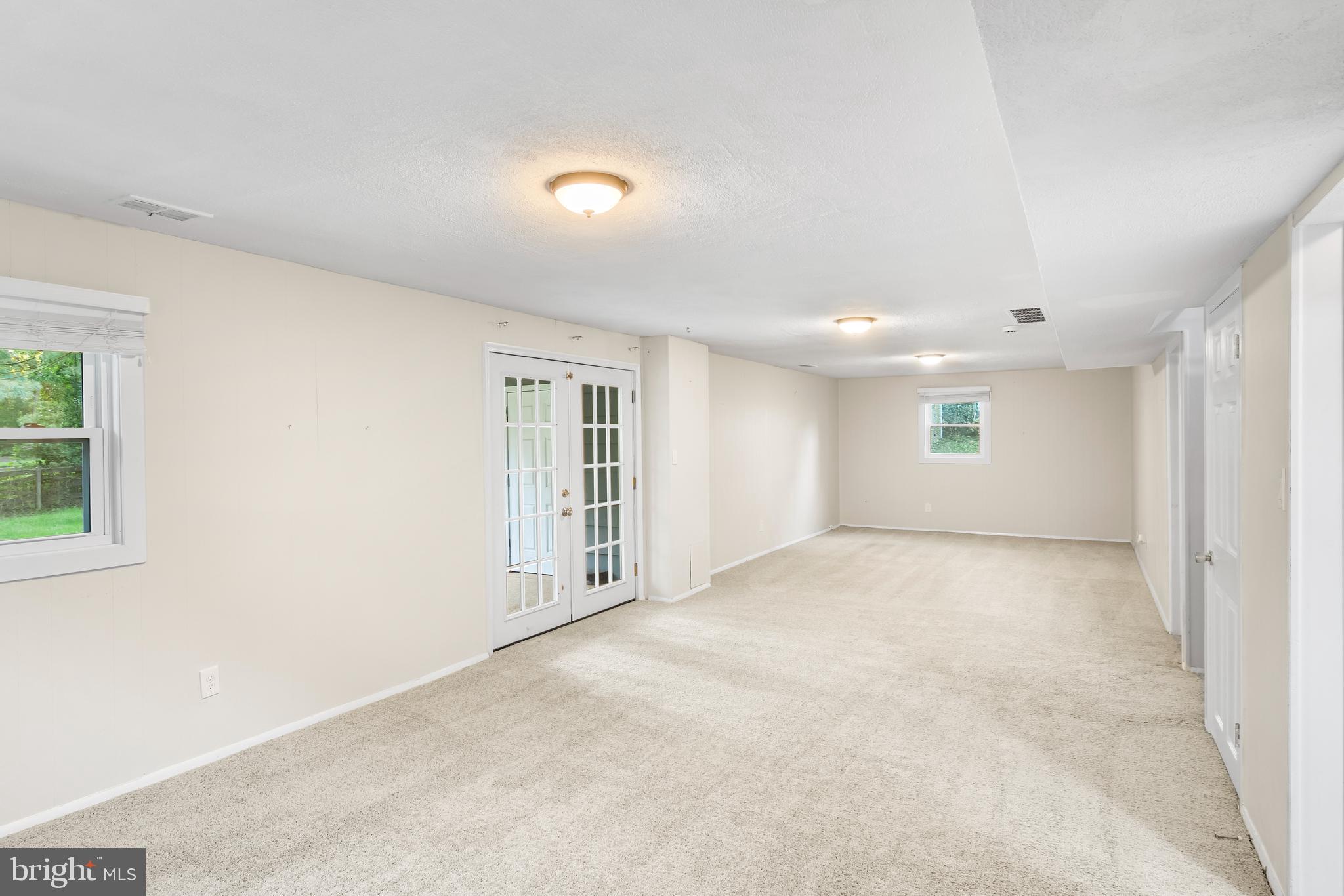 126 Doncaster Road Joppa, MD 21085 - Photo 18 of 23 an empty room with windows