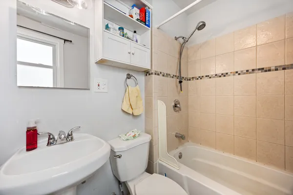 $450,000 | 1023 South Claremont Avenue, Chicago, IL 60612
