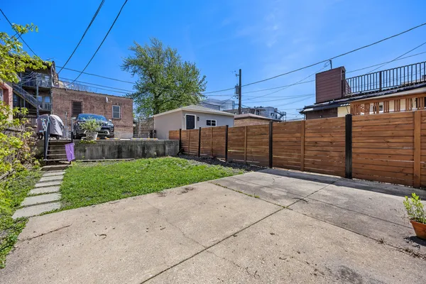 $450,000 | 1023 South Claremont Avenue, Chicago, IL 60612