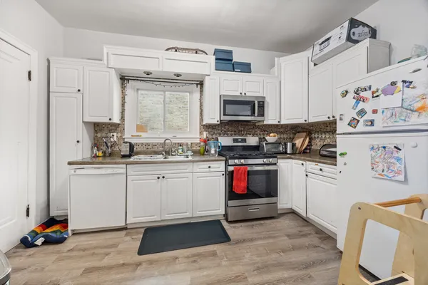 $450,000 | 1023 South Claremont Avenue, Chicago, IL 60612