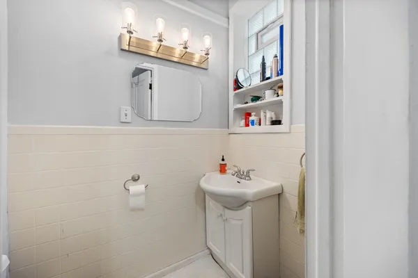 $450,000 | 1023 South Claremont Avenue, Chicago, IL 60612