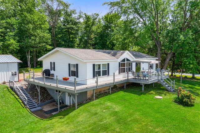 $449,900 | 323 220th Avenue, Cumberland, WI 54829