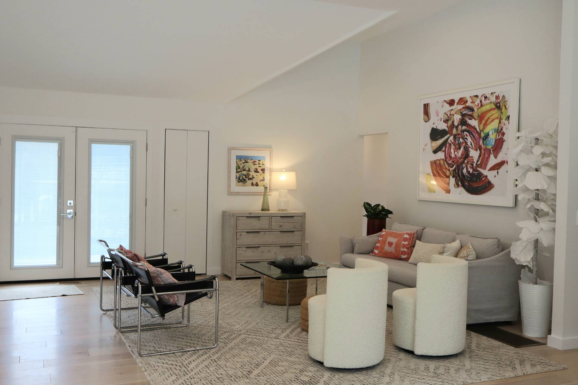 10 Hampton Street Westhampton Beach, NY 11978 - Photo 4 of 20 a living room with furniture and a window