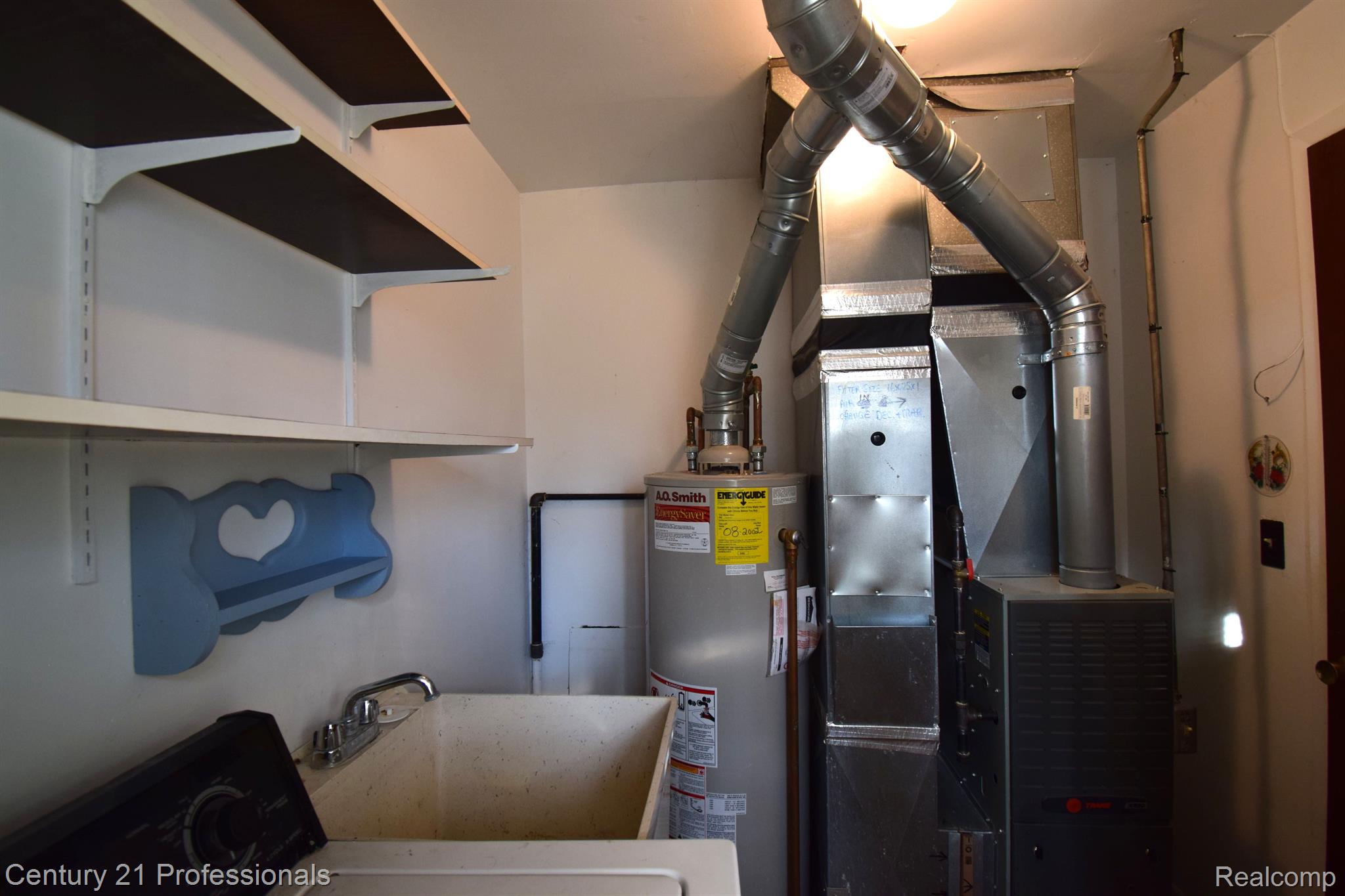 308 North Rochester Road, Unit 17 Clawson, MI 48017 - Photo 27 of 28 Laundry room view of mechanicals - nicely done!