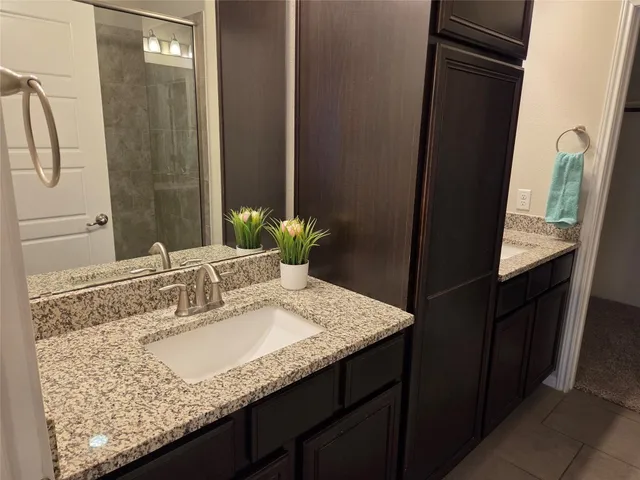 $415,000 | 2304 South Lakeline Boulevard, Unit 452, Cedar Park, TX 78613