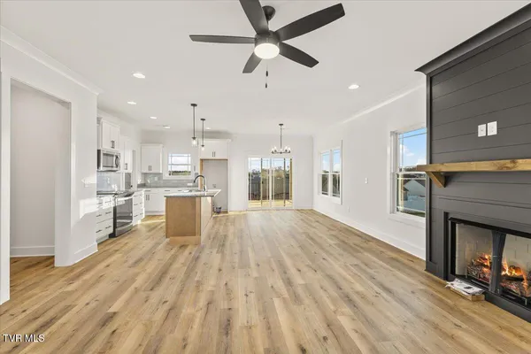 $574,900 | 3054 Sawgrass Drive, Jonesborough, TN 37659