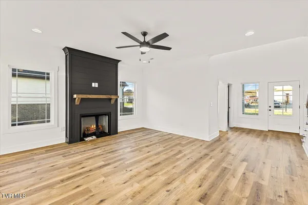 $574,900 | 3054 Sawgrass Drive, Jonesborough, TN 37659