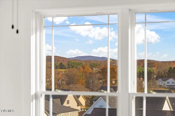 $574,900 | 3054 Sawgrass Drive, Jonesborough, TN 37659