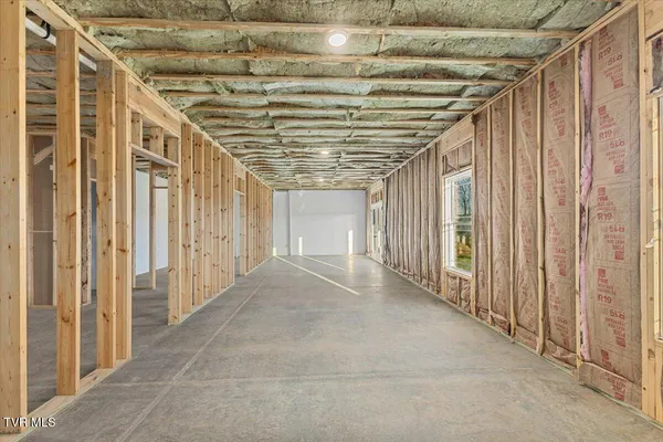 $574,900 | 3054 Sawgrass Drive, Jonesborough, TN 37659