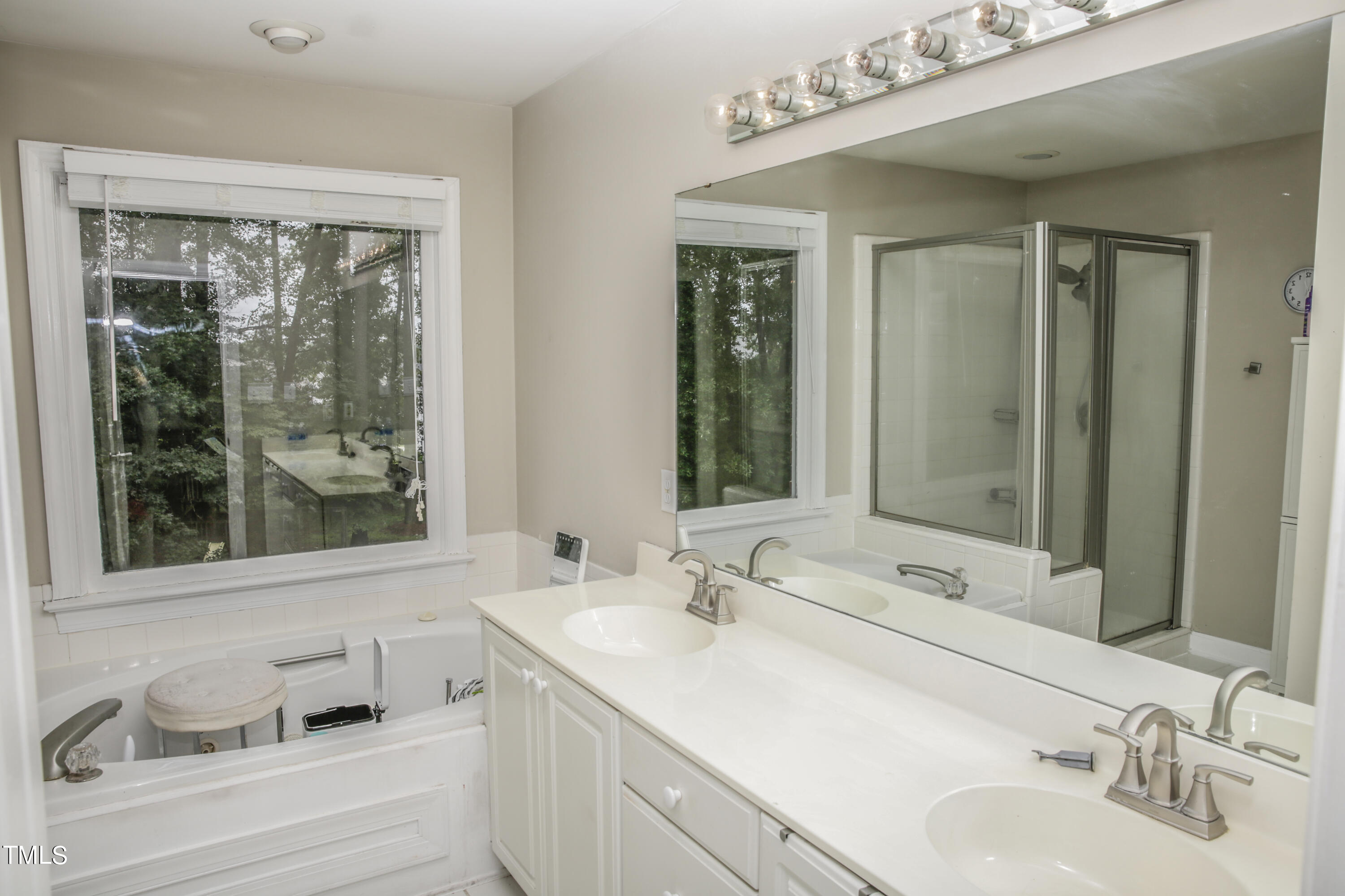 2308 Trellis Court Raleigh, NC 27604 - Photo 13 of 16 _Z1A2507