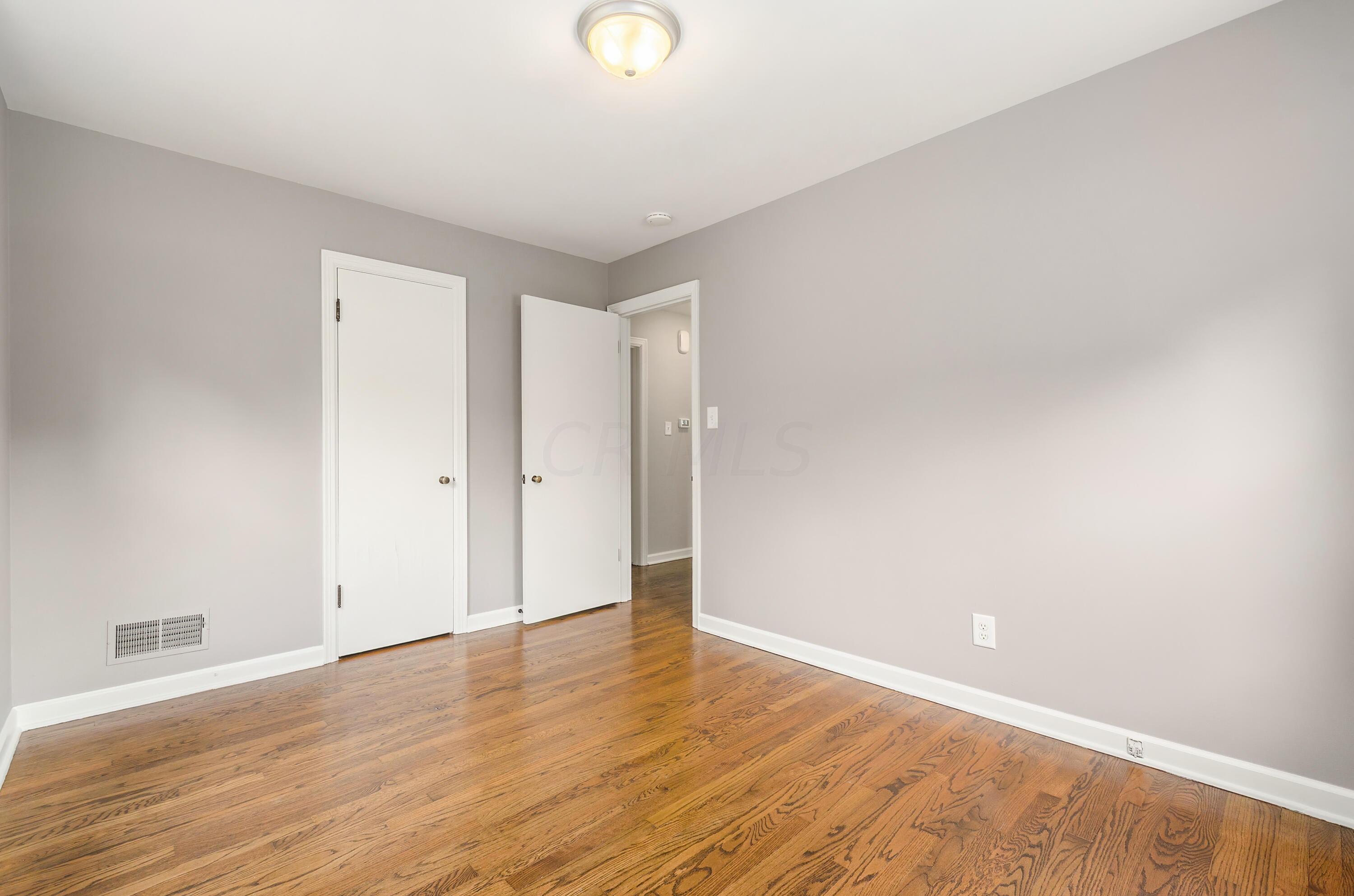 2034 Inchcliff Road Columbus, OH 43221 - Photo 23 of 56 019_d5_L 2034 Inchcliff Rd080