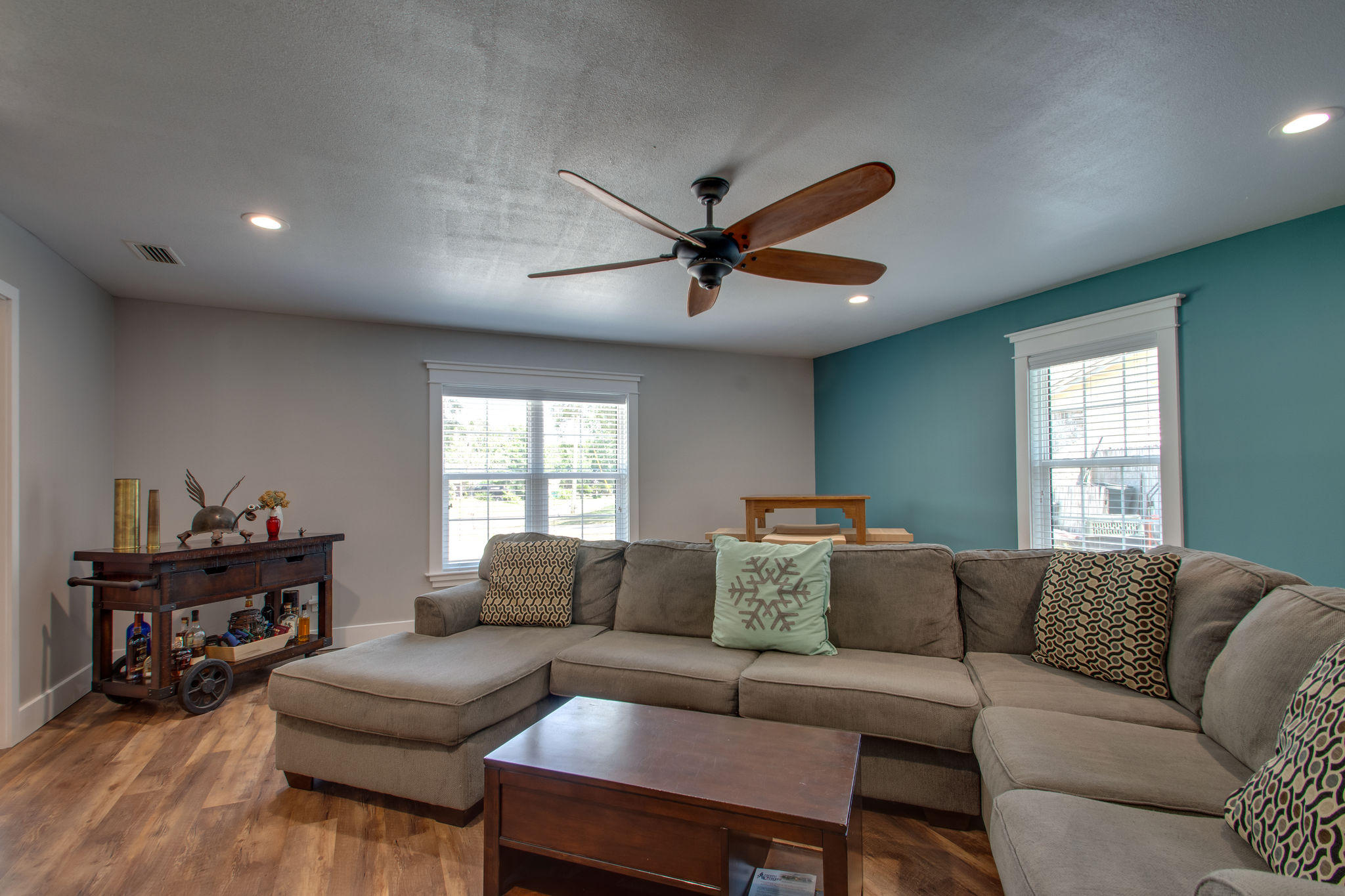 1146 Bay Court Destin, FL 32541 - Photo 15 of 32 a living room with furniture and a window