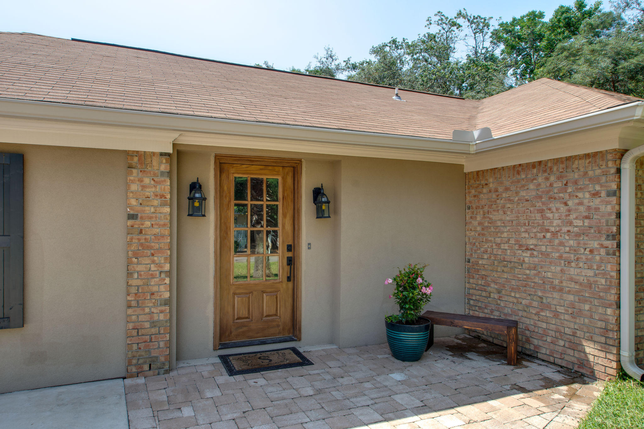 1146 Bay Court Destin, FL 32541 - Photo 5 of 32 a view of a patio door and dining space