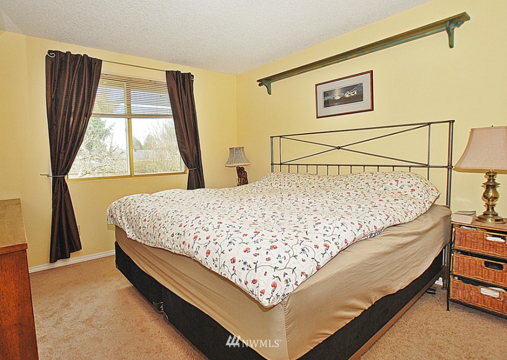 22623 2nd Place West Bothell, WA 98021 - Photo 6 of 13