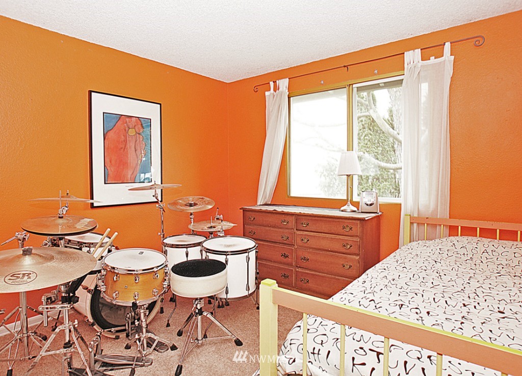 22623 2nd Place West Bothell, WA 98021 - Photo 7 of 13