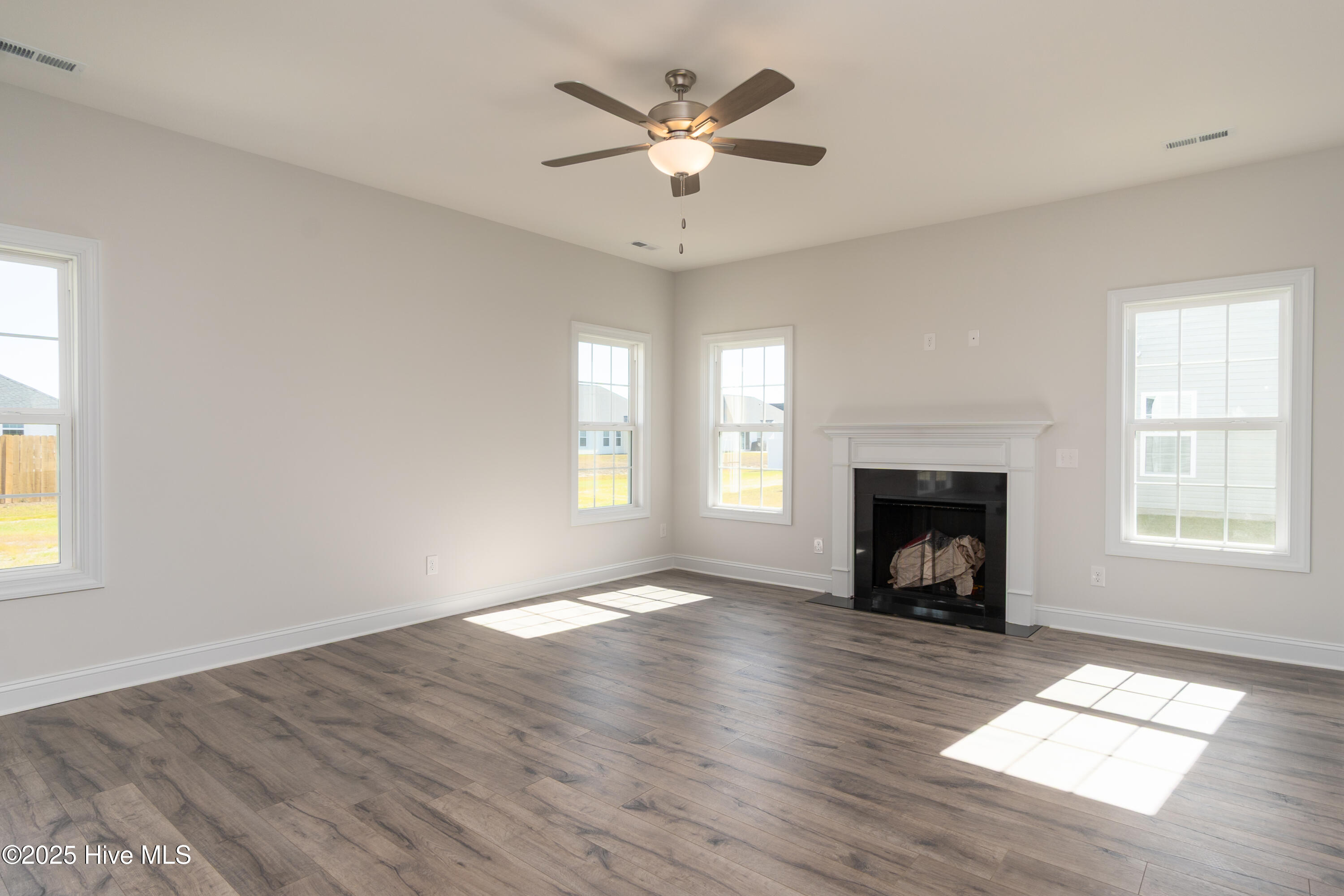 3010 Grouper Run New Bern, NC 28562 - Photo 15 of 64 3010 Grouper Run-15