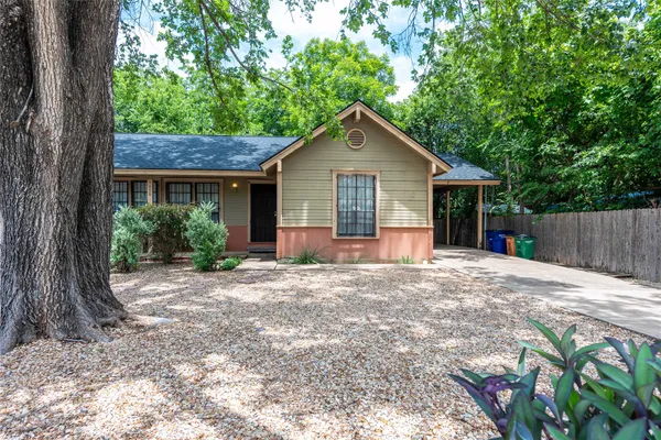 $1,500 | 5006 Sara Drive, Unit A, Austin, TX 78721