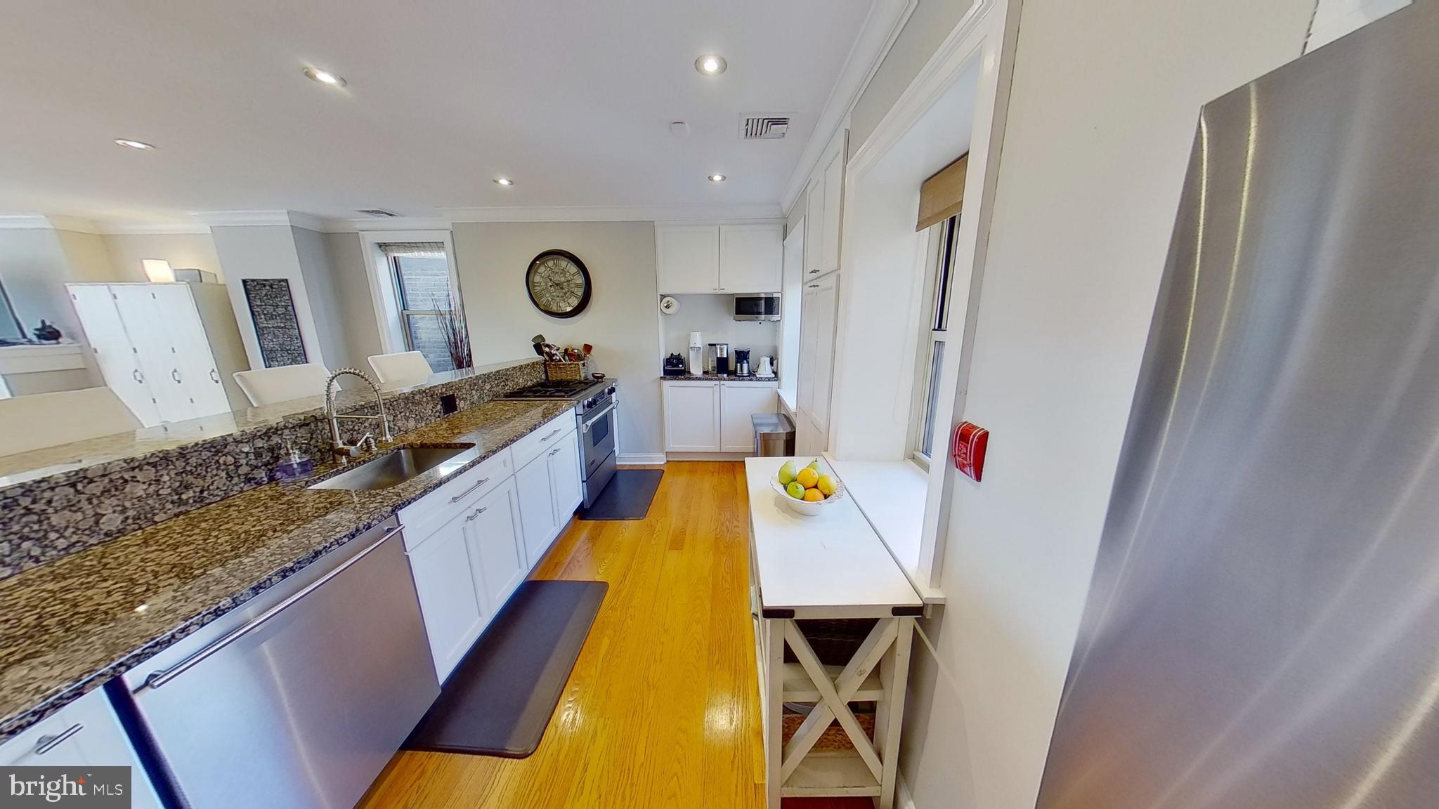 1615 Spruce Street, Unit 400 Philadelphia, PA 19103 - Photo 13 of 45