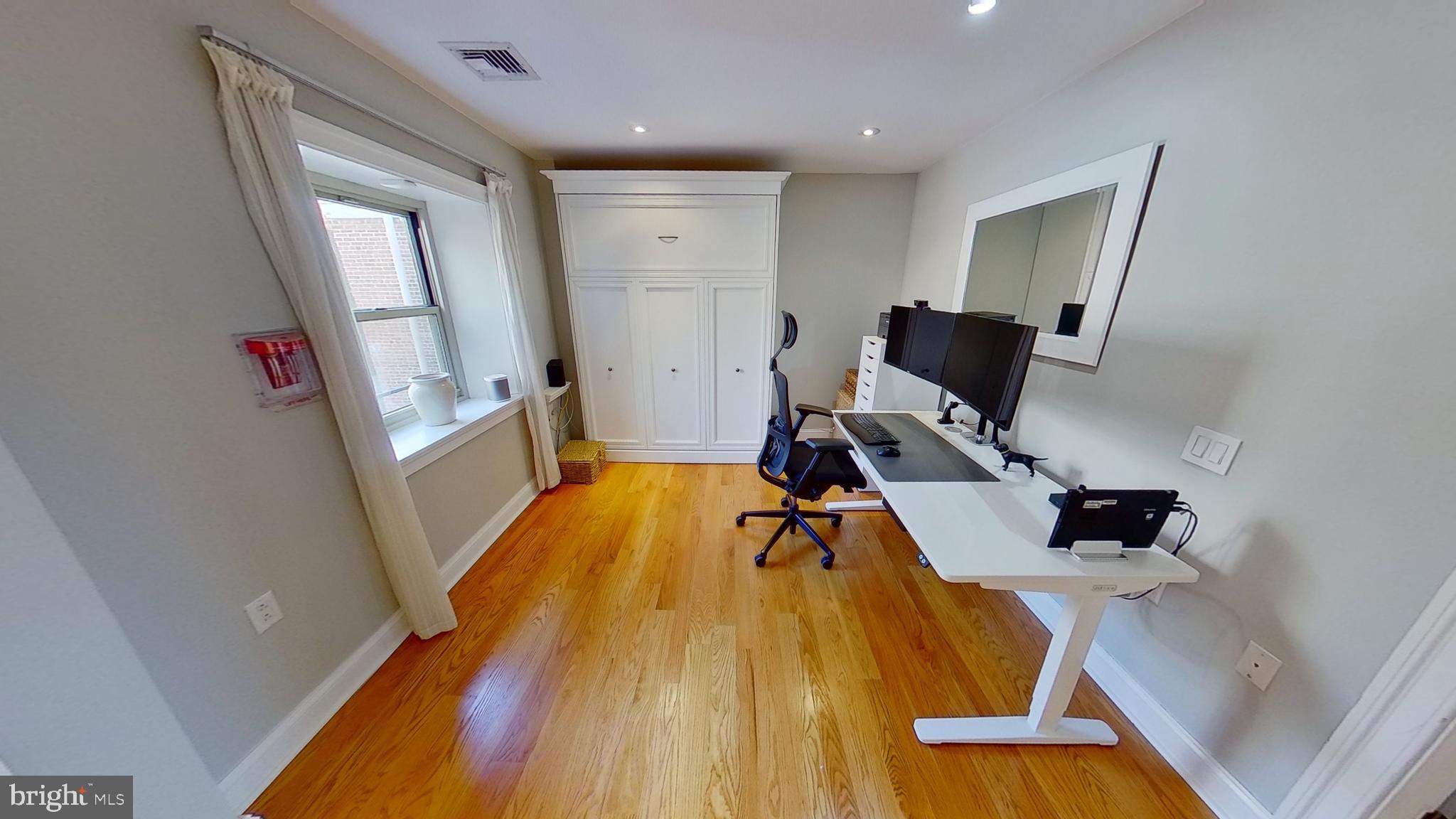 1615 Spruce Street, Unit 400 Philadelphia, PA 19103 - Photo 35 of 45