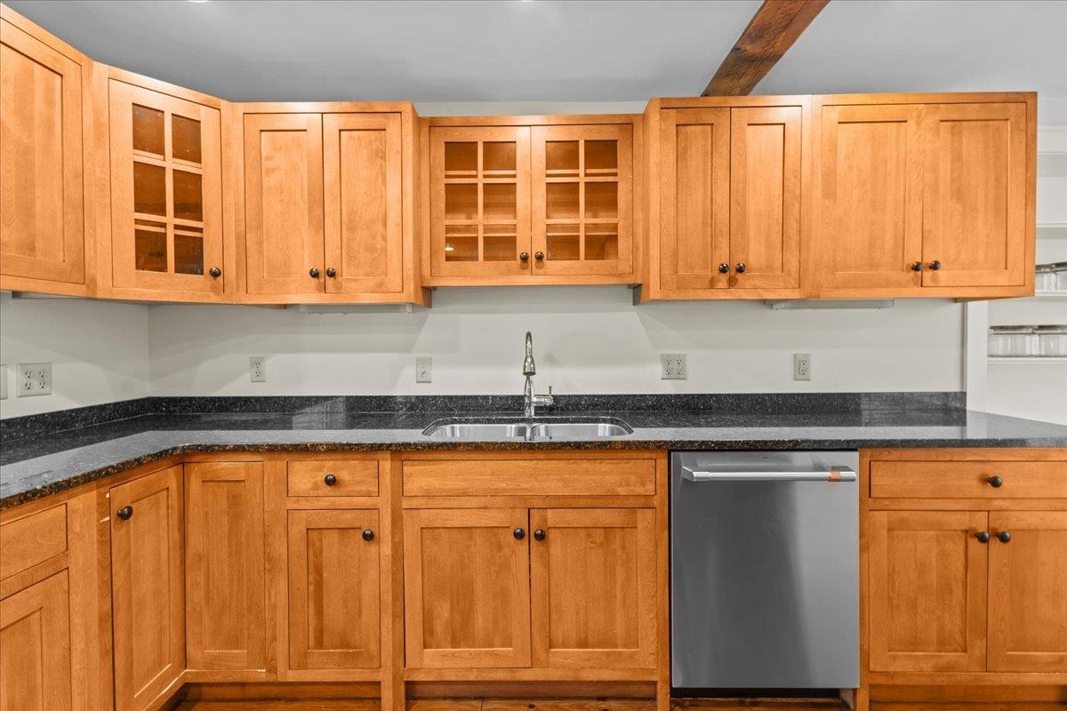 214 Bull Moose Ridge Road Stowe, VT 05672 - Photo 11 of 59 Gallery Image 11
