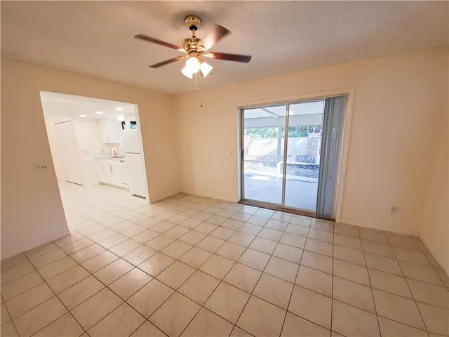 $2,100 | 2671 Victory Boulevard, Vero Beach, FL 32960