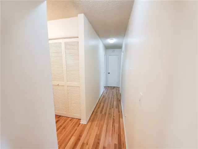 $2,100 | 2671 Victory Boulevard, Vero Beach, FL 32960