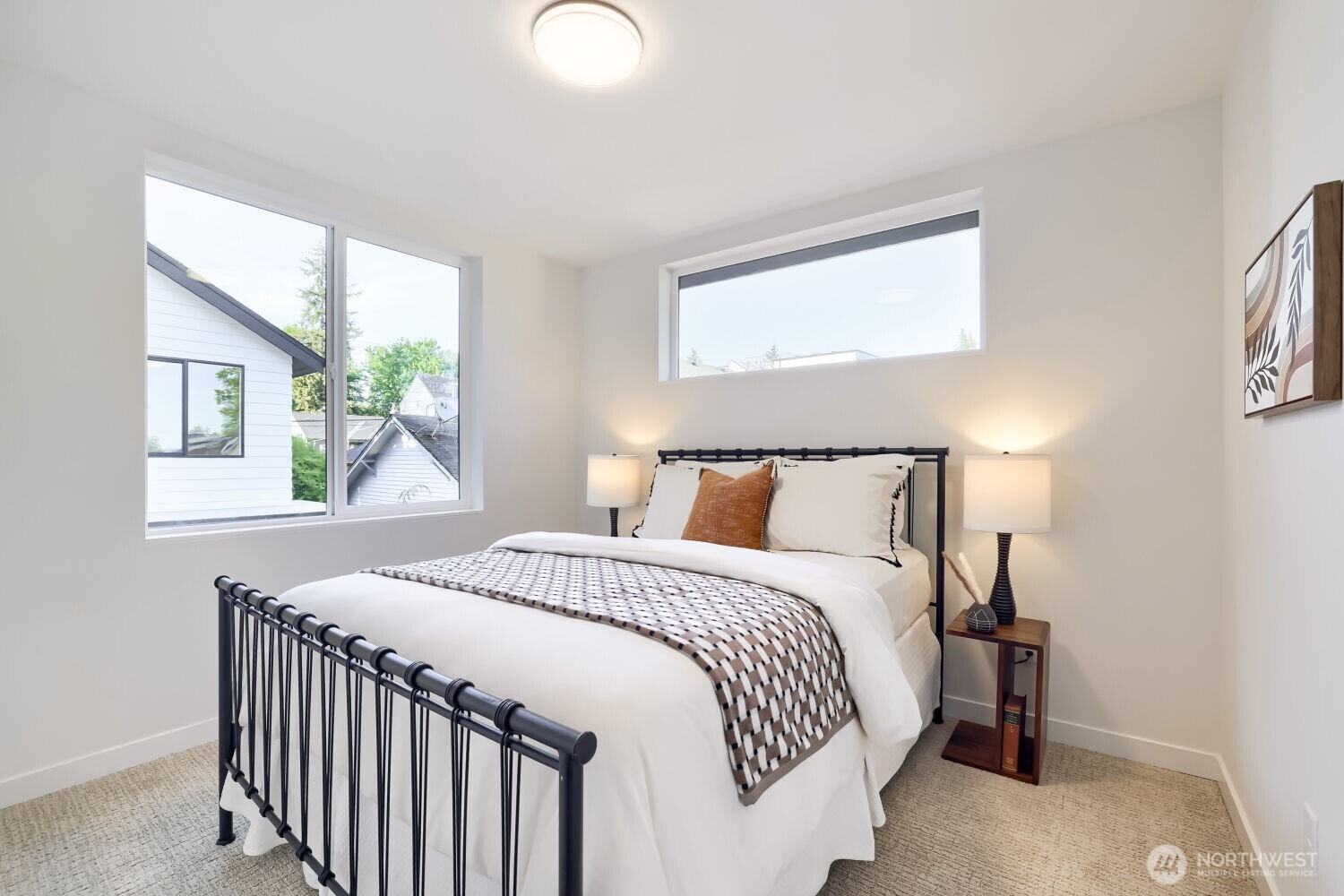 809 Northeast 90th Street Seattle, WA 98115 - Photo 5 of 20