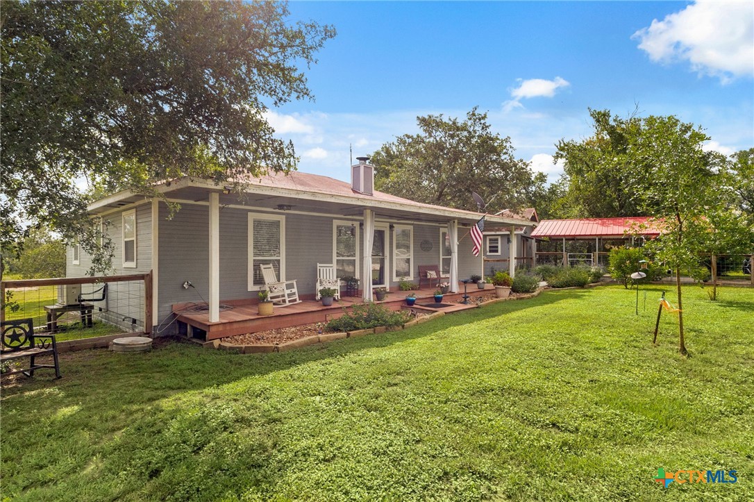 757 Jackson Road Kingsbury, TX 78638 - Photo 4 of 46
